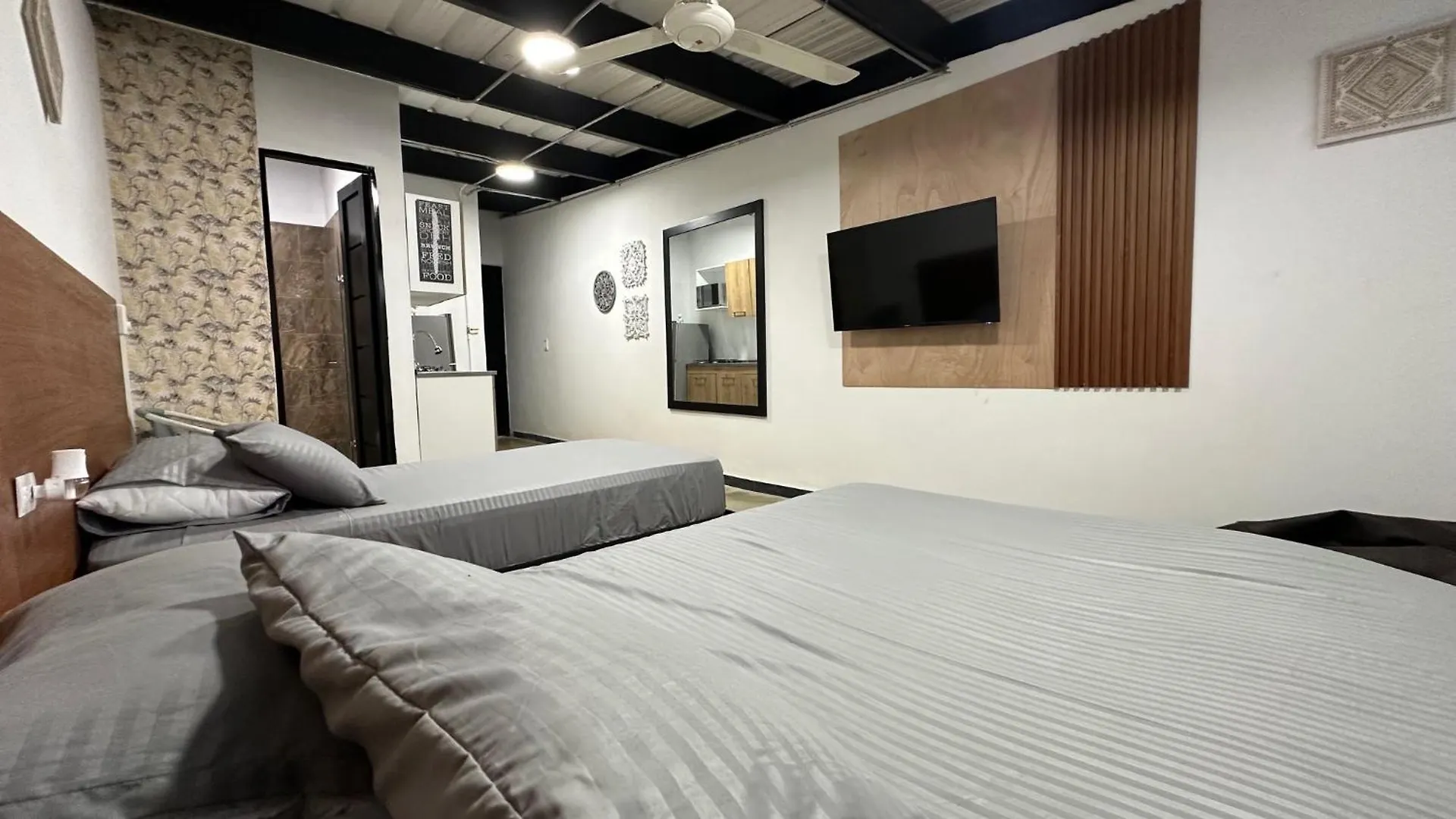 Malibu Loft Hotel Medellin 0*,  Colombia